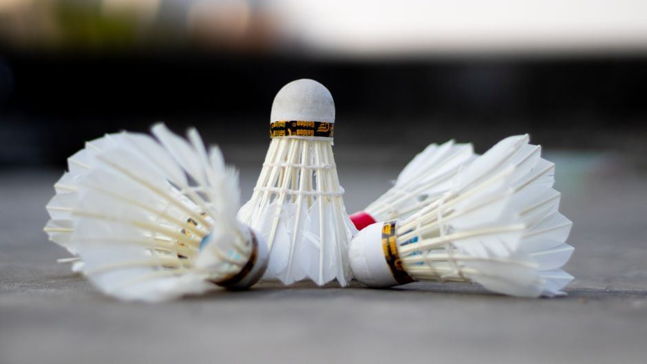 badminton shuttlecocks buying guide